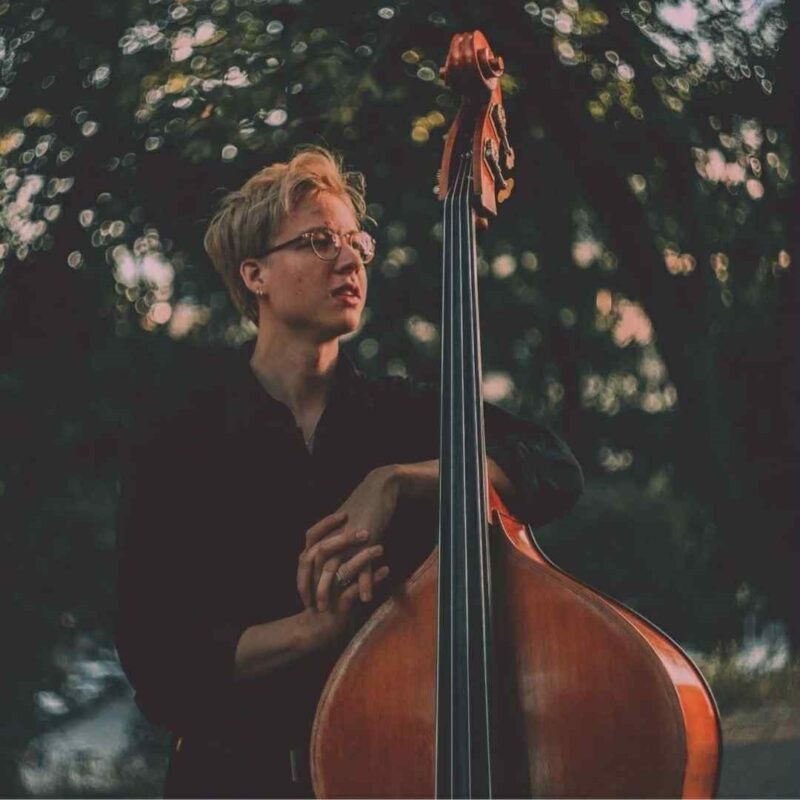 Bild till post Jazzsaxen 2025 tilldelas kontrabasist